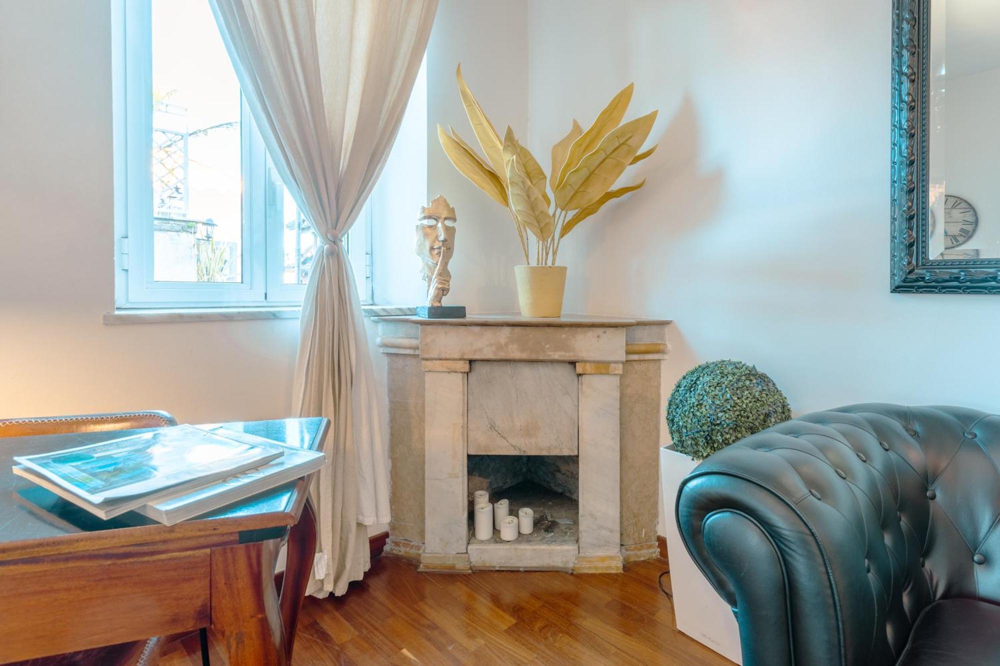 Piazza Di Spagna Apartment โรม ภายนอก รูปภาพ