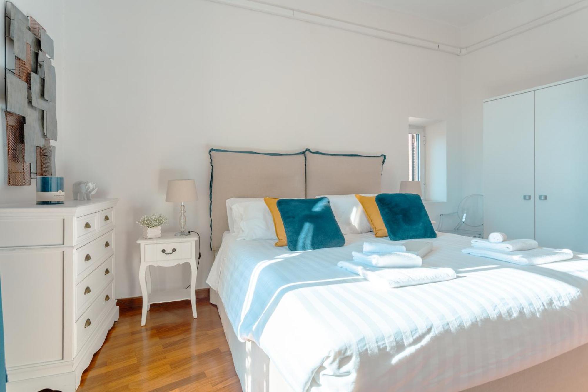 Piazza Di Spagna Apartment โรม ภายนอก รูปภาพ
