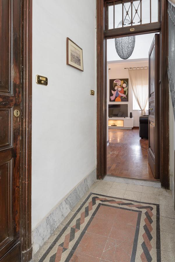 Piazza Di Spagna Apartment โรม ภายนอก รูปภาพ